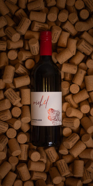 <br>Artikel-Nr.: 15<br>Dornfelder Rotwein halbtrocken in der 0,75 Ltr Flasche<br>