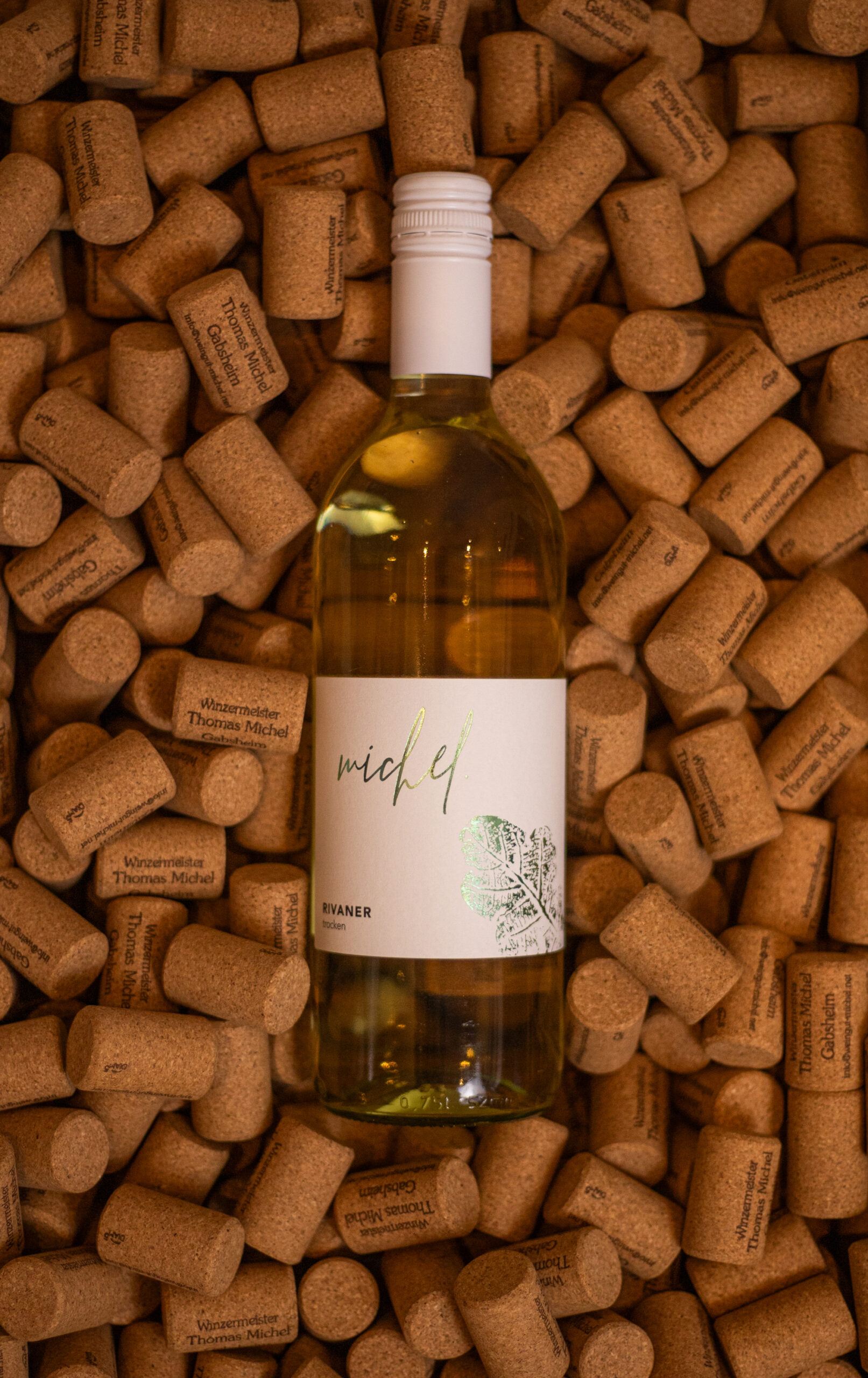 <br>Artikel-Nr.: 6 24<br>Rivaner Weisswein trocken 0,75 l<br>