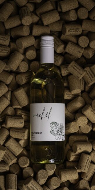 <br>Artikel-Nr.: 12,1 24<br>Souvignier gris Weisswein halbtrocken 0,75 Ltr. Flasche<br>
